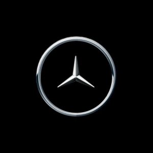 Le logo Mercedes re-designé pour le COVID-19